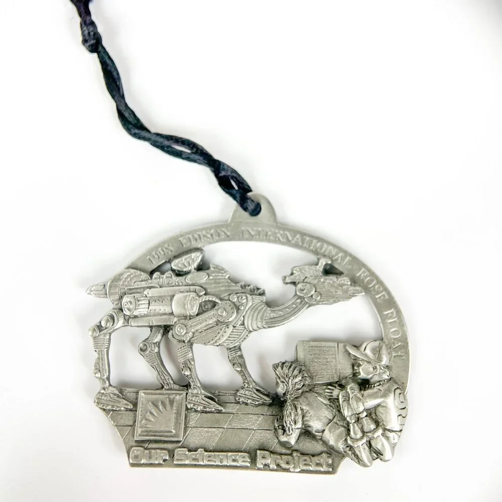 Edison International Rose Float Commemorative Ornament 1998